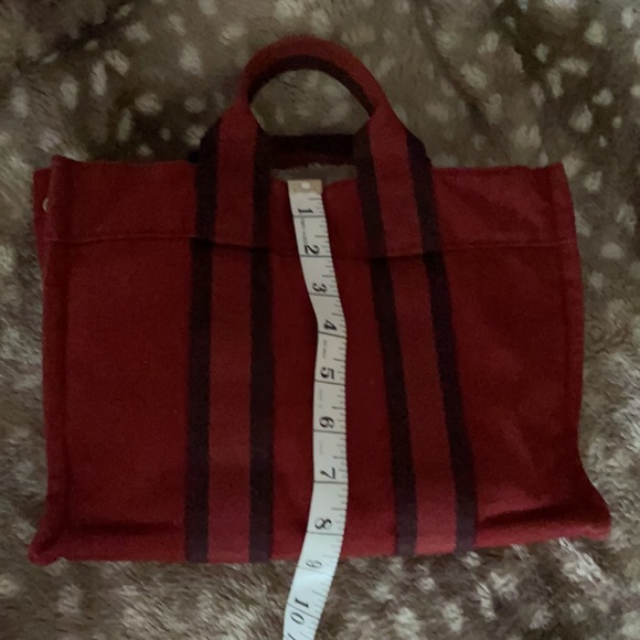 Hermes - Picture 2 of 8